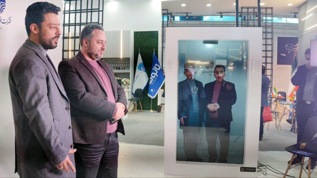 بازدید مدیران عصر امین کارآفرین از نمایشگاه تلکام