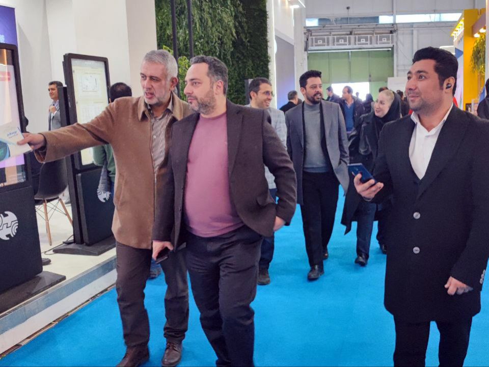 بازدید مدیران عصر امین کارآفرین از نمایشگاه تلکام